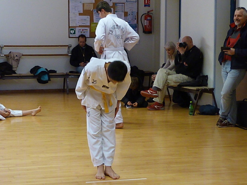 p4370718.jpg